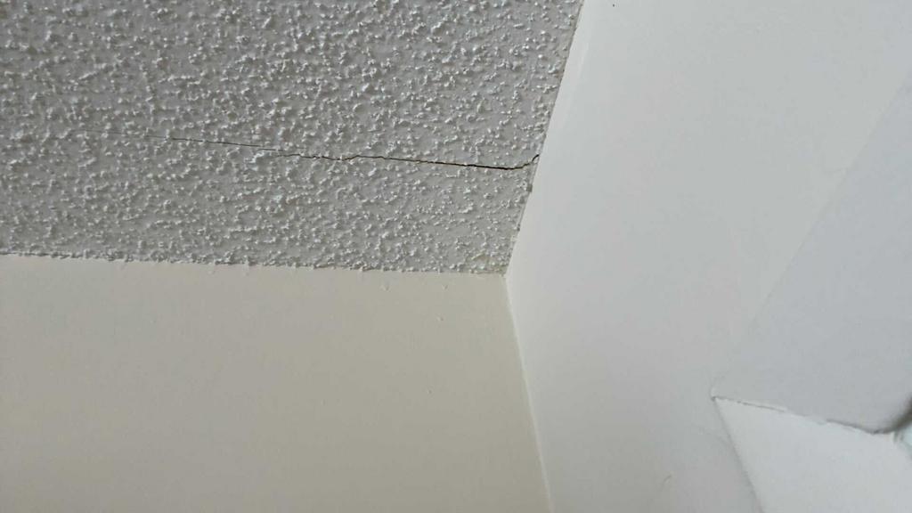 Snking-foundations-How-to-Spot-a-Sinking-Foundation